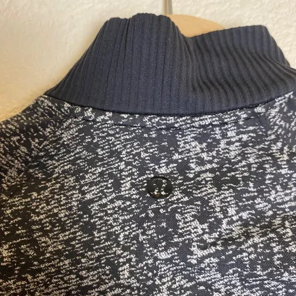 Lululemon Restless Quarter Zip Pullover Long Sleeve Seamless Sweater Grey - Picture 6 of 6